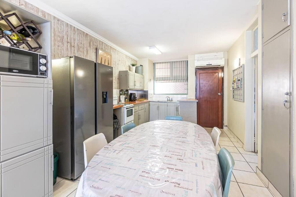 Dromedaris 301 Amanzimtoti